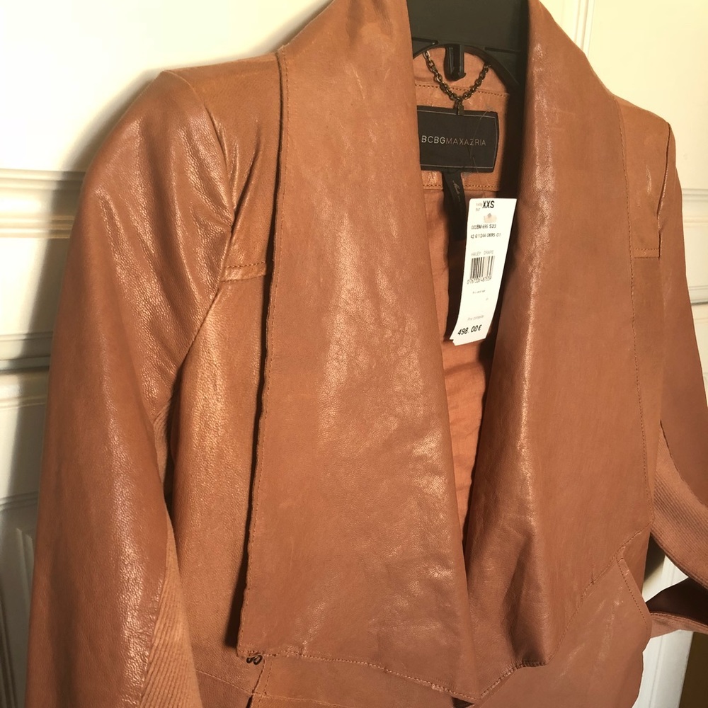 BCBG cute and chic Tan leather Jacket